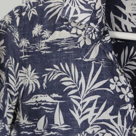 Shirt - Picture 3 of 4